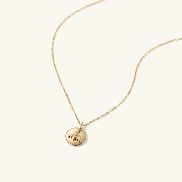ISO Mejuri Bee Pendant Necklace in Gold Vermeil - Picture 3 of 3